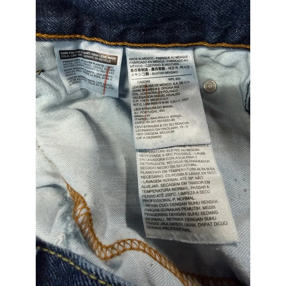 Levi's 560 Comfort Fit Mens Jeans 46x30 Medium Wash Blue Denim (CC34)‎